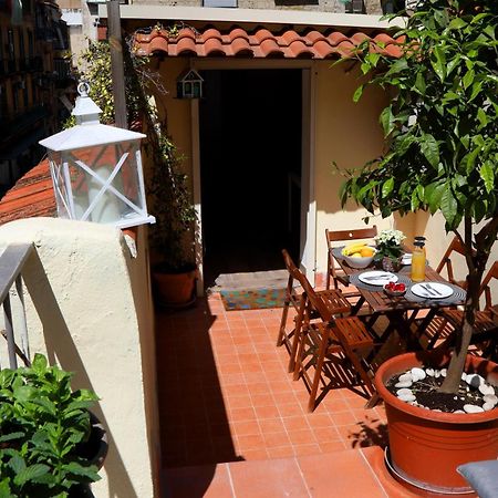 Maria Apartment Napoli Bagian luar foto