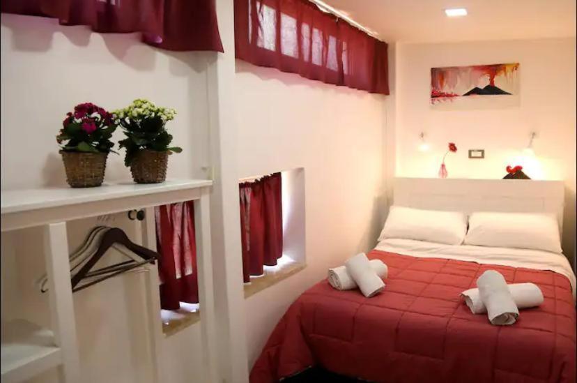 Maria Apartment Napoli Bagian luar foto