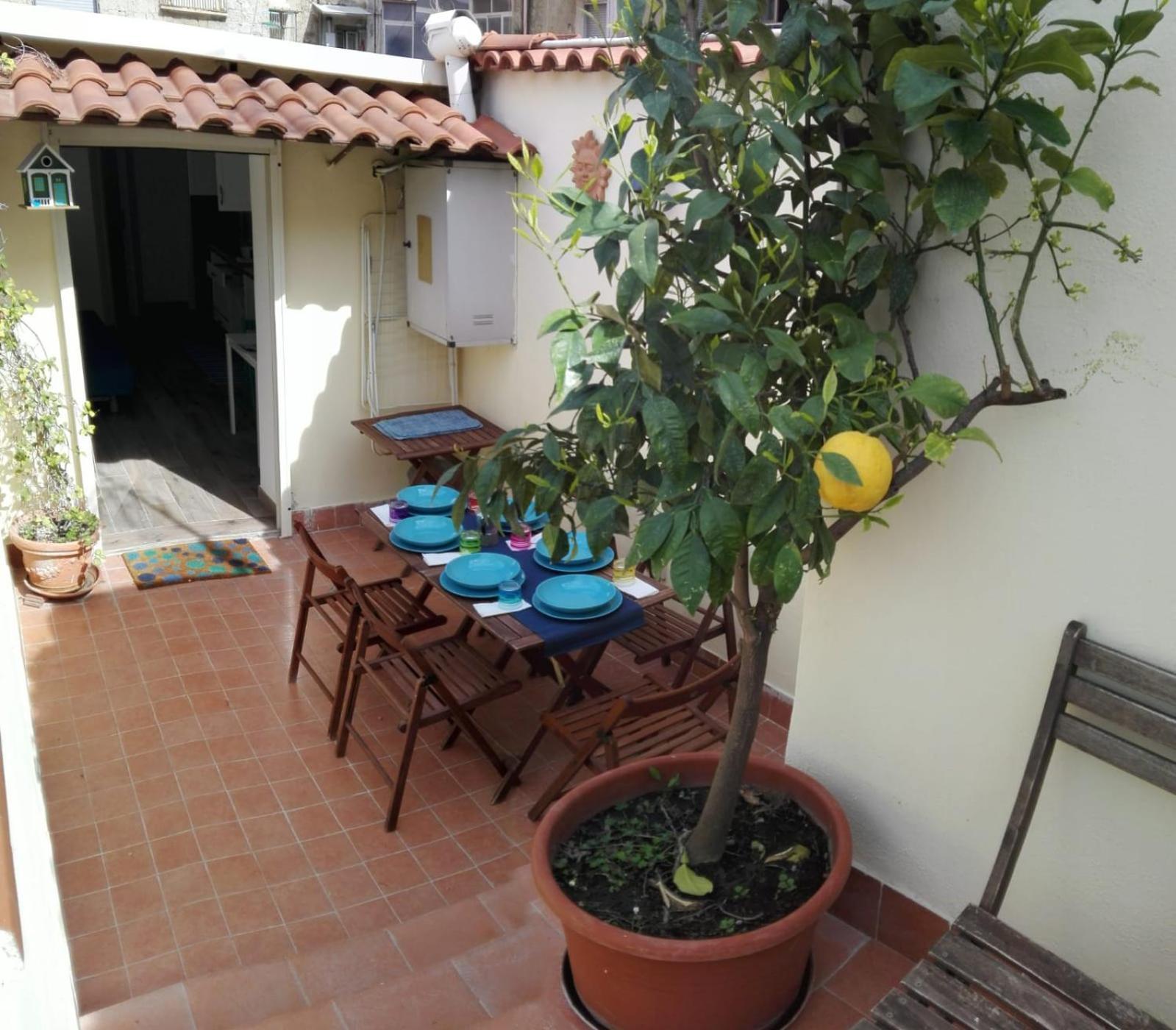 Maria Apartment Napoli Bagian luar foto