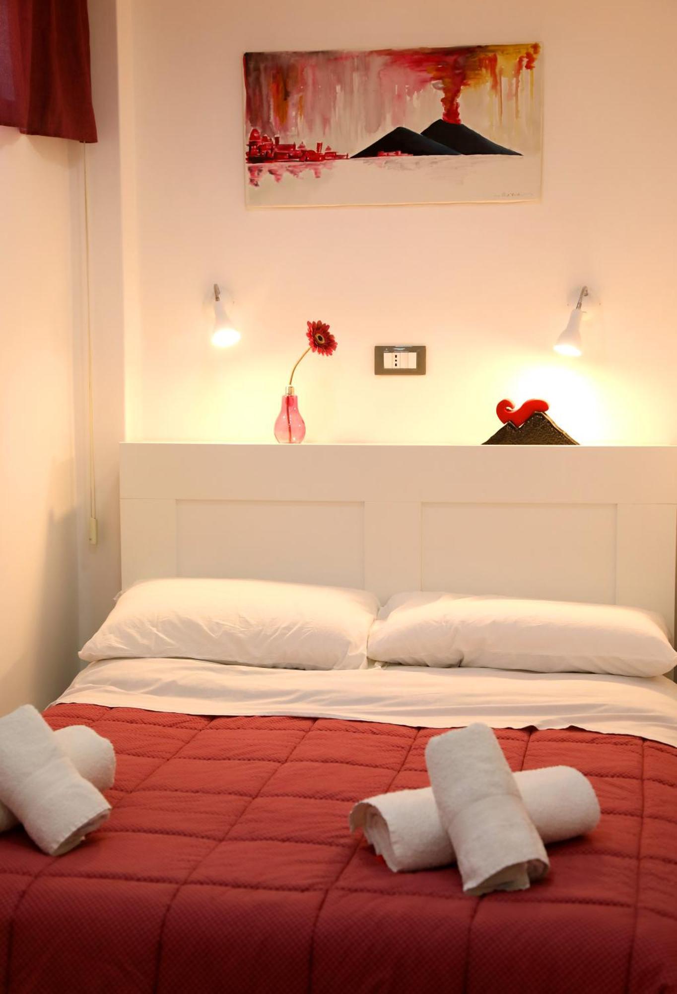 Maria Apartment Napoli Bagian luar foto
