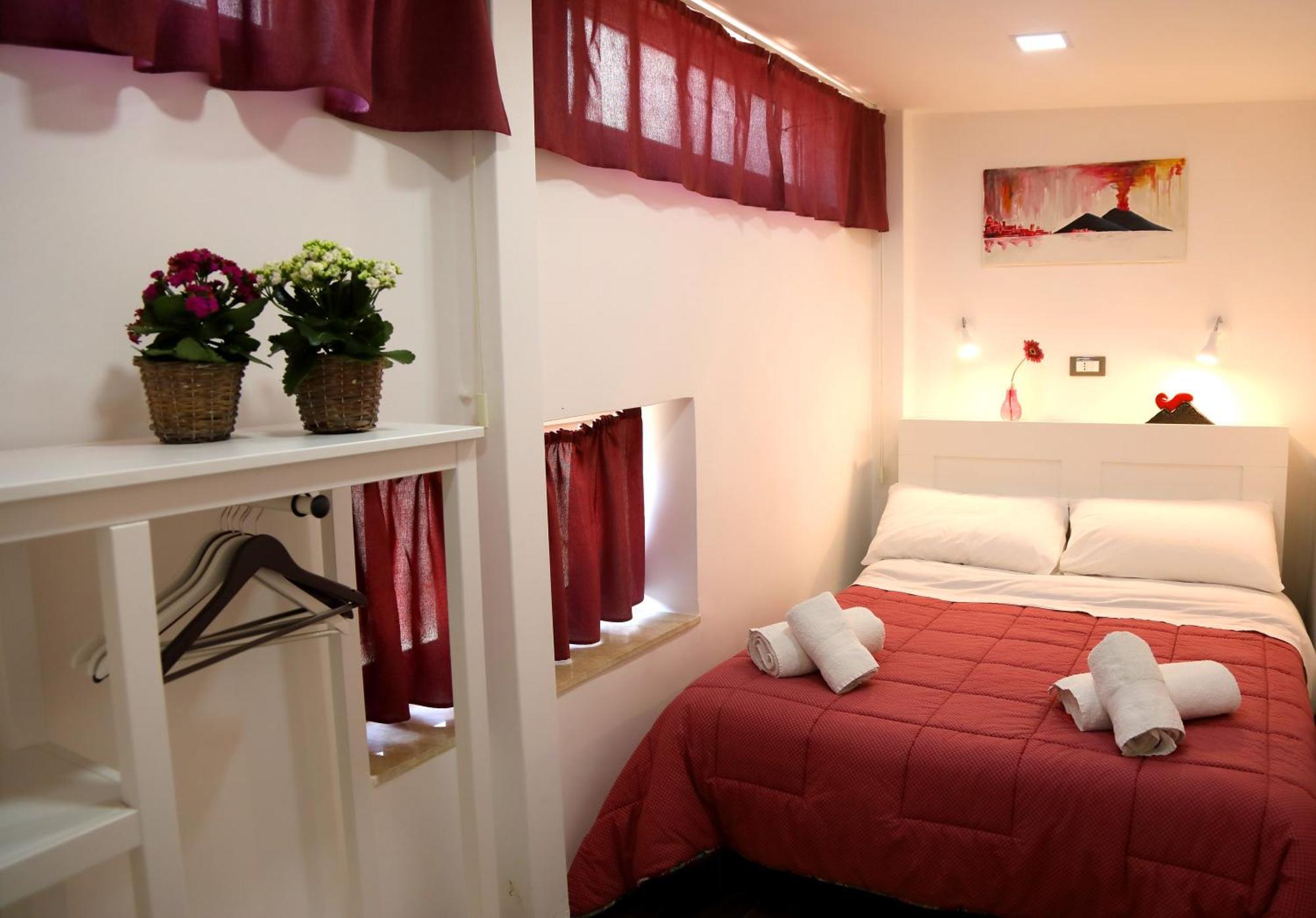 Maria Apartment Napoli Bagian luar foto